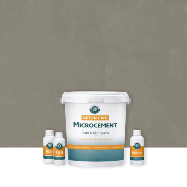 Microcement Warm Grey 4 — emmer met premixed pasta, PU-topcoat en primer