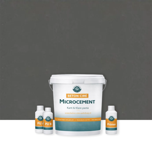 Microcement Warm Grey 6 — emmer met premixed pasta, PU-topcoat en primer